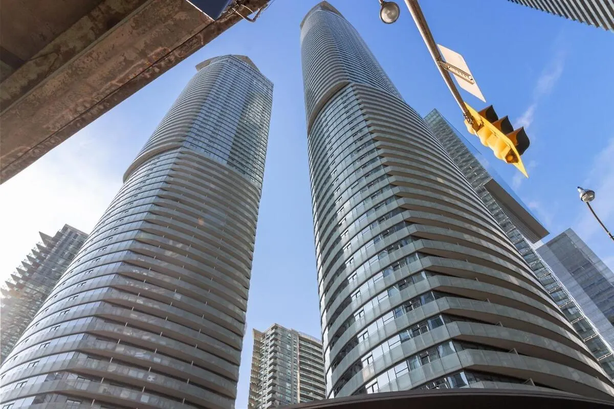 Rustic Dt Condo 1 Bed & Sofabed Toronto 0*,  Canada