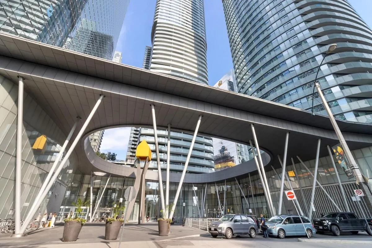 Rustic Dt Condo 1 Bed & Sofabed 多伦多